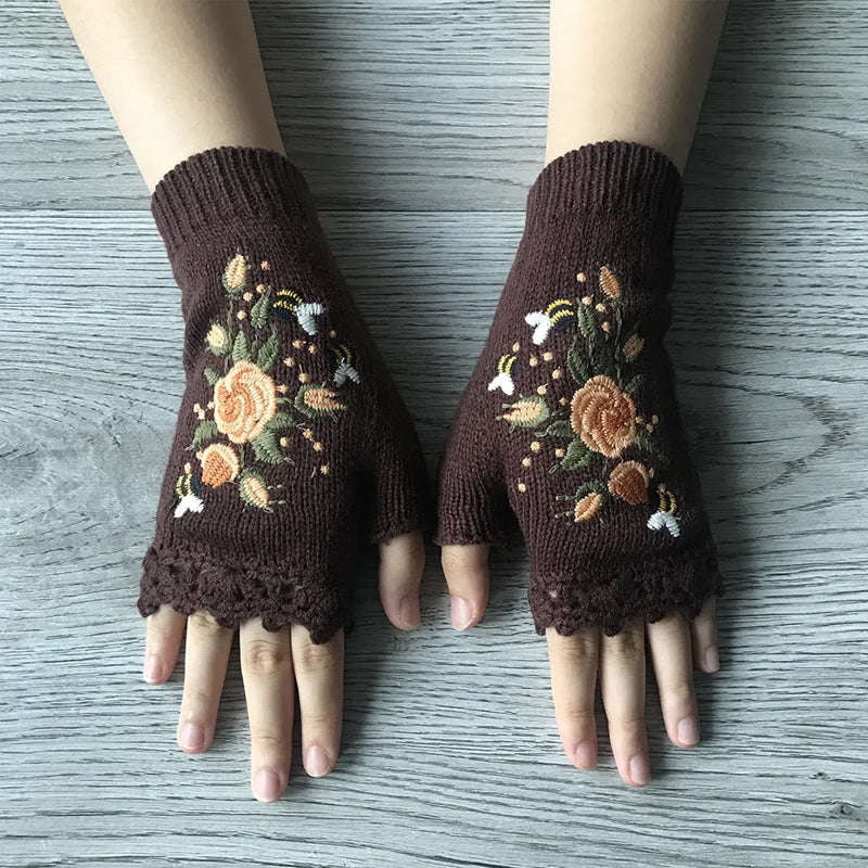 Cartaim™| Embroidered warm gloves