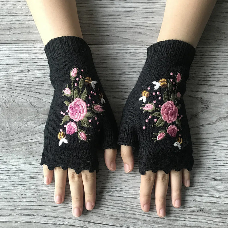 Cartaim™| Embroidered warm gloves