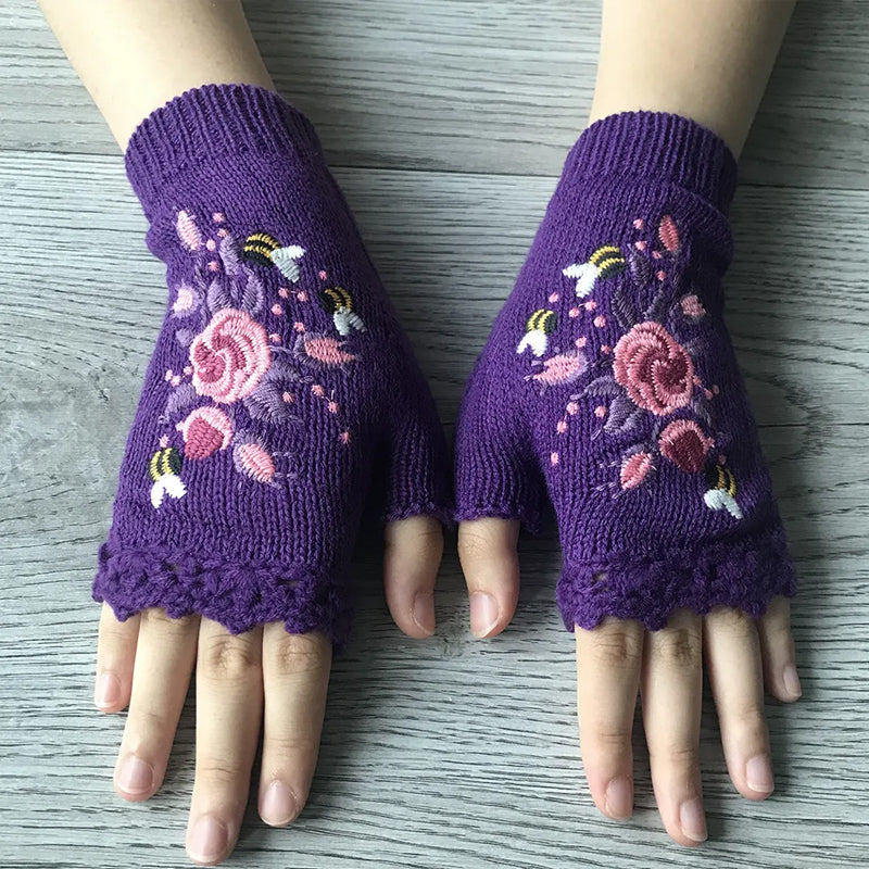 Cartaim™| Embroidered warm gloves