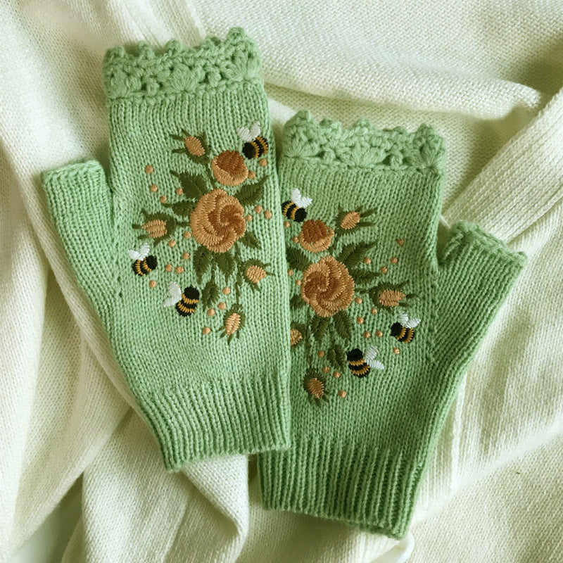 Cartaim™| Embroidered warm gloves